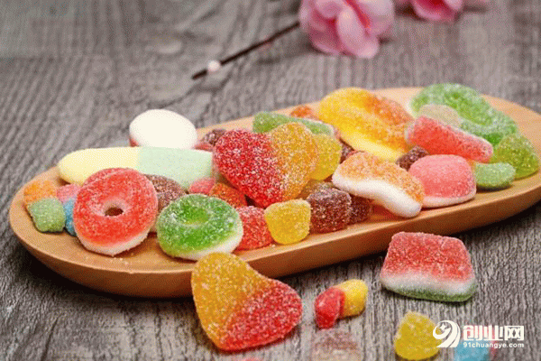 小食代零食加盟費多少？利潤豐厚 輕松就能回本