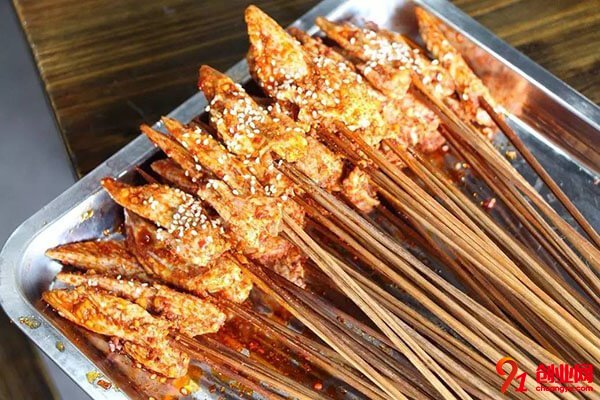 九街婆婆串串香怎么樣?擁有它實(shí)現(xiàn)夢想