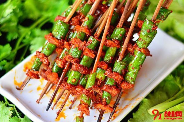 九街婆婆串串香加盟多少錢(qián)?沒(méi)有資金壓力的好項(xiàng)目