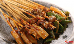 大三女生在校創(chuàng)業(yè)成就自己的財(cái)富