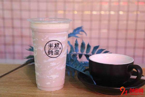 重慶半杯約定奶茶店生意為什么這么紅火?