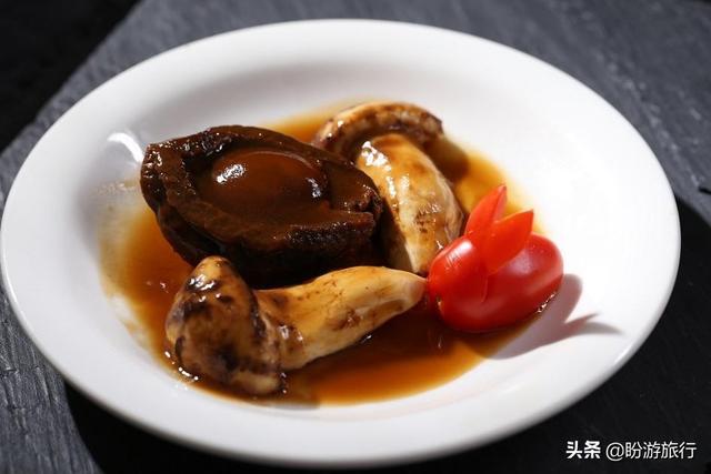 二頭吉品鮑拼鹋掌