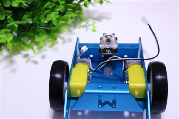 創(chuàng)客機器人教育汽車