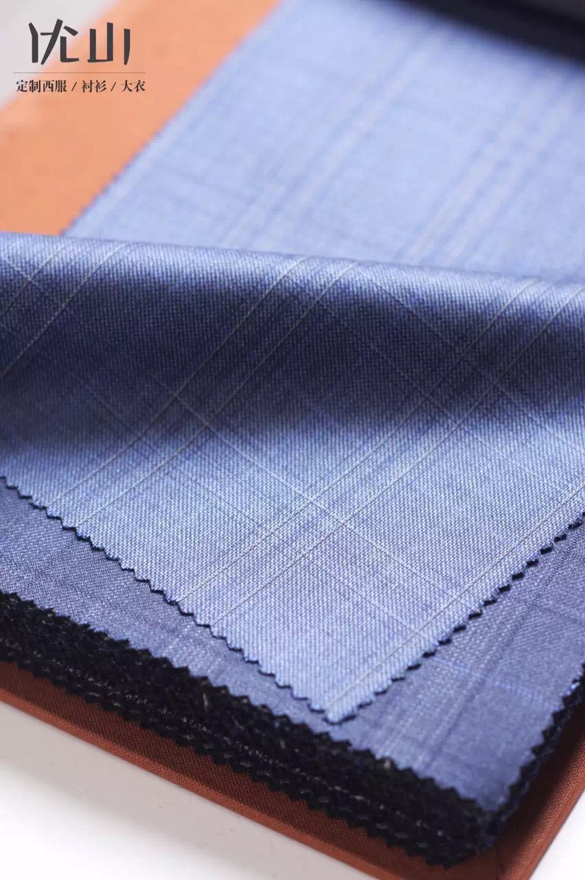 國(guó)人西服