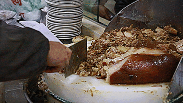 在西安開了快40年的肉夾饃小館，一天賣出400多斤肉！
