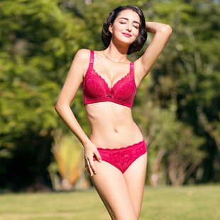 黃金身段show品牌內衣加盟 塑造女性優美身姿!