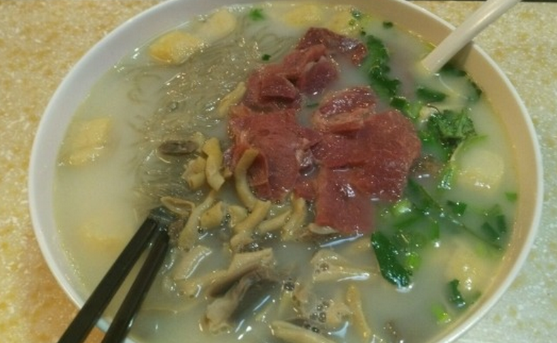 豪味居黃燜雞米飯加盟_3