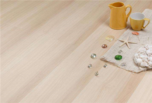 布蘭德地板是大牌子嗎?