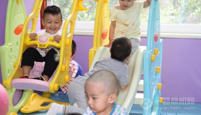 啟鹿幼兒托管中心加盟