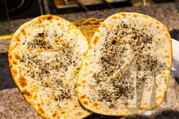 阿甘鍋盔加盟費是多少