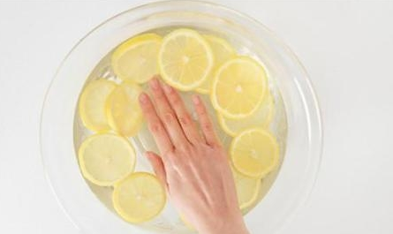 檸檬水洗臉